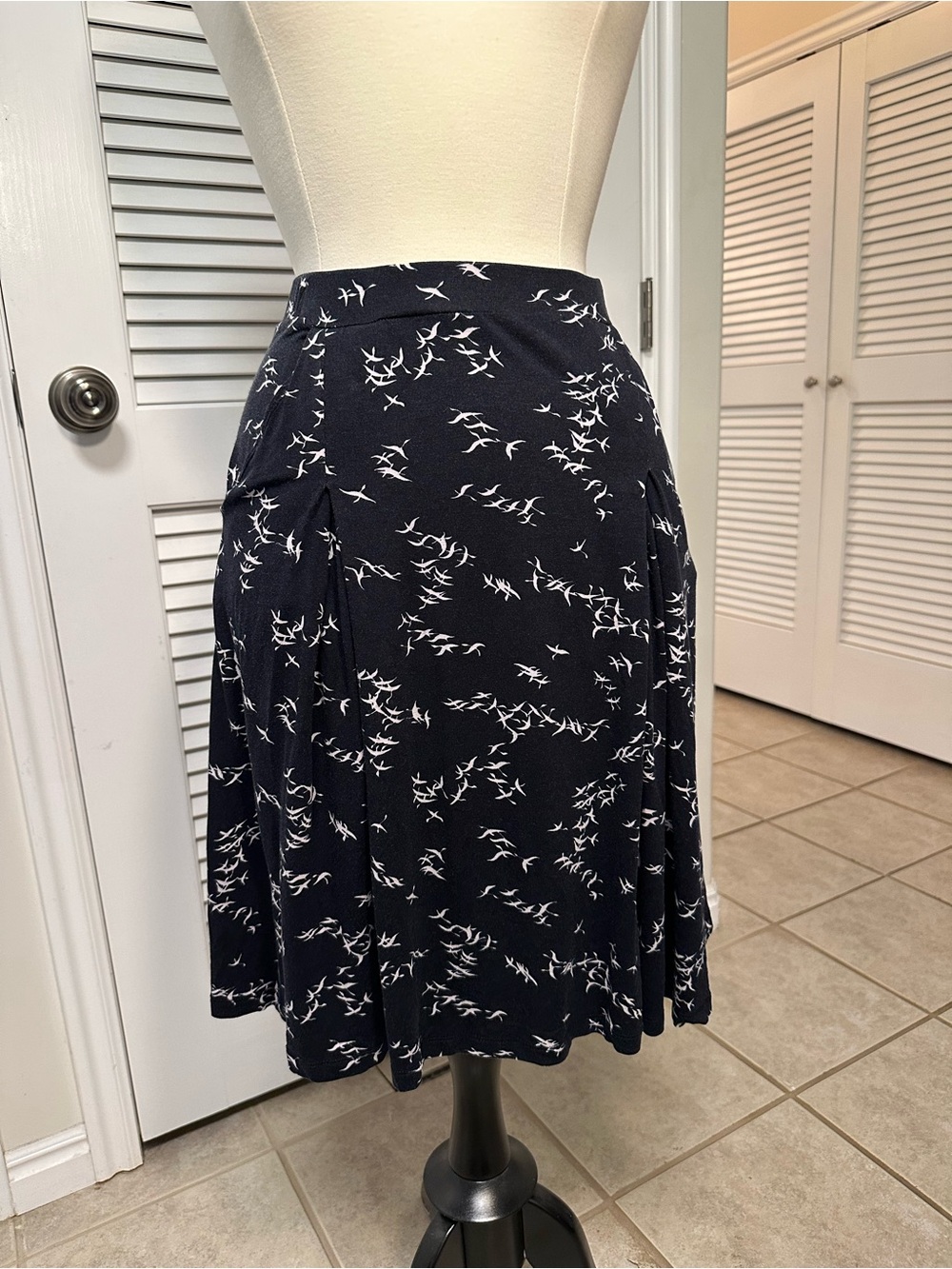 Women's Navy Print A-Line Skirt with Pockets